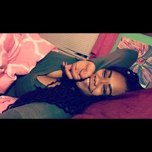 Meet your Posher, Lexis